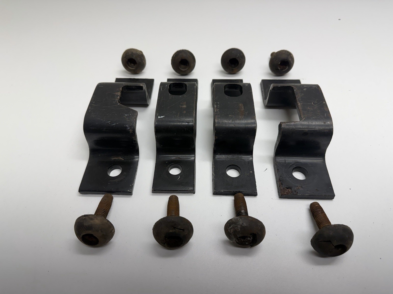 92 - 07 FORD VAN ECONOLINE E SERIES CLUB WAGON BENCH SEAT MOUNTING BRACKETS B42