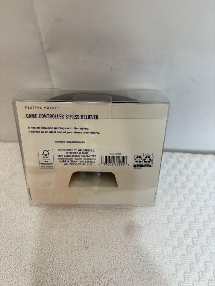 FESTiVE VOiCE™GAME CONTROLLER STRESS RELIEVER