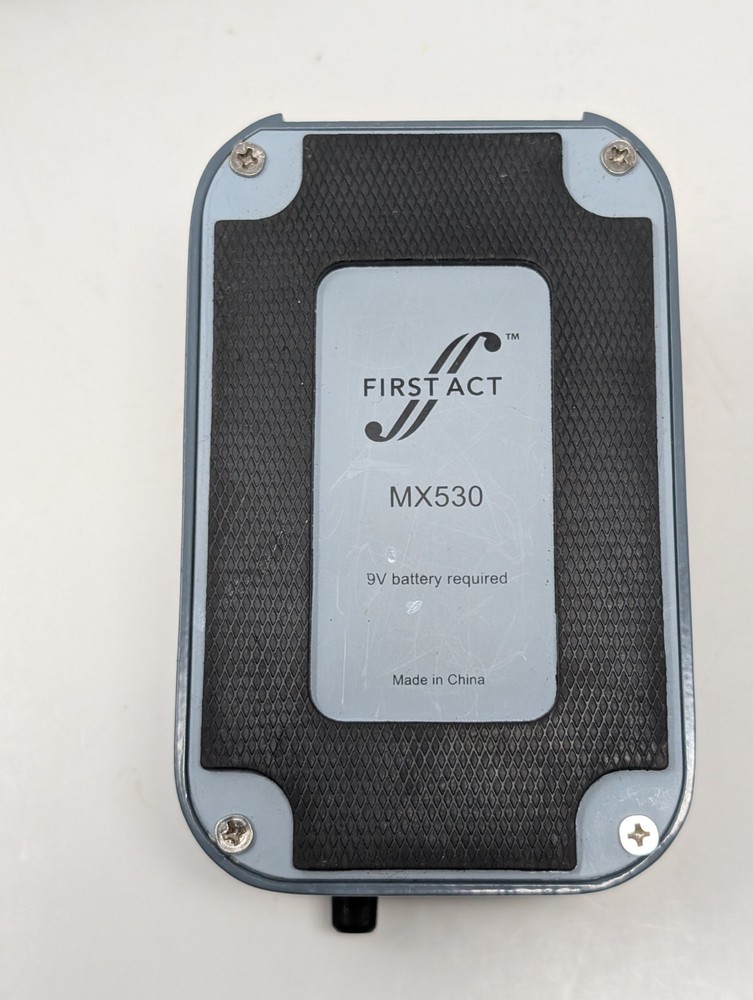 First Act Delay Pedal MX530 Works Nice Condition