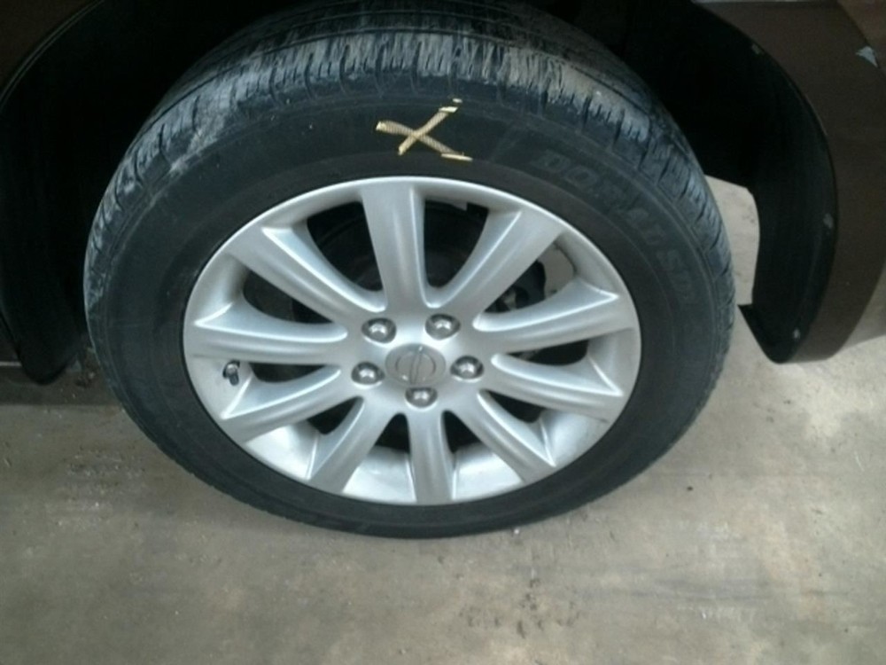 200 2013 Glove Box 104930432