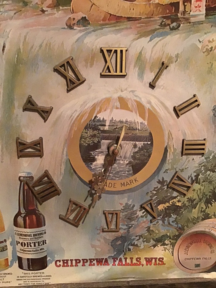 Leinenkugel Brewing Co. - CHIPPEWA FALLS,WIS. - Clock