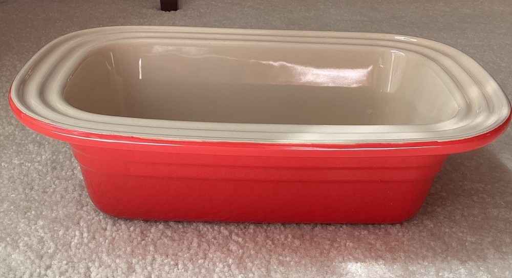 Vintage Le Creuset 14-30 Stoneware Baking Cake Rectangular Dish 11x7" Cherry Red