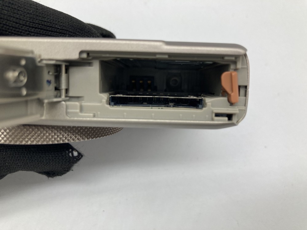 Excellent Canon PowerShot S100 12.1MP Digital Compact Camera B390