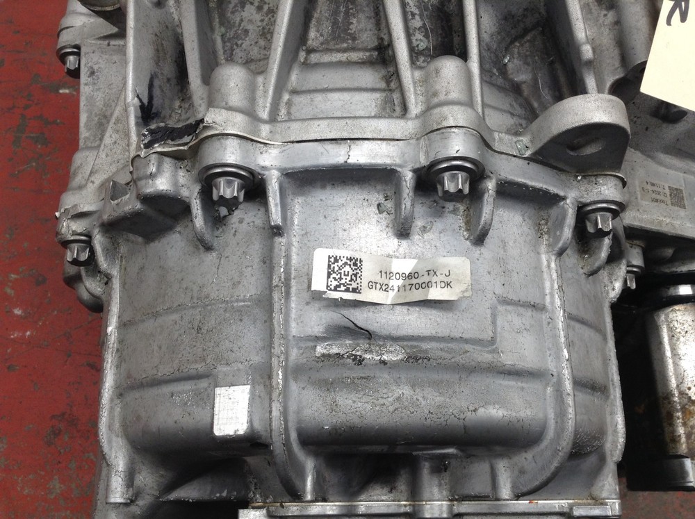20-24 TESLA MODEL Y PERFORMANCE FRONT DRIVE UNIT ENGINE MOTOR OEM