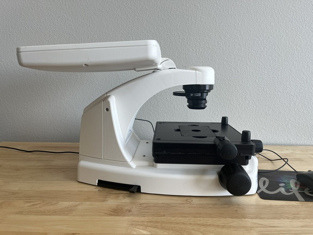 Invitrogen Life Technologies EVOS FLc Digital Inverted Fluorescence Microscope