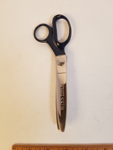 Vintage Wiss Pinking Shears Scissors Model SN7 Scalloping Cutting Edge