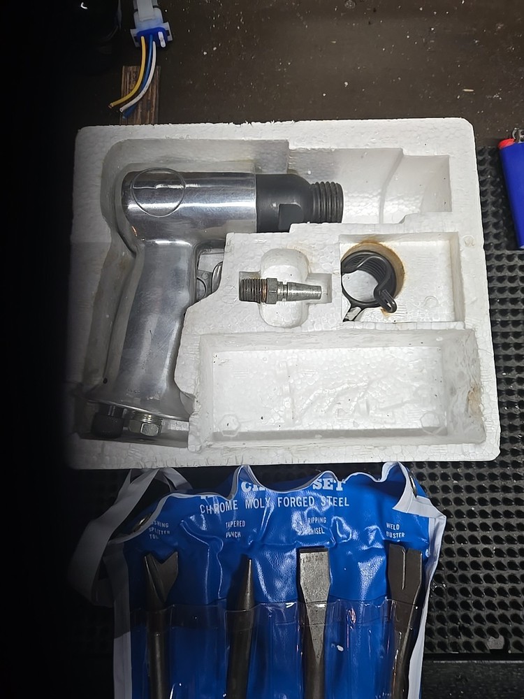 Air impact Hammer With accessories 712158