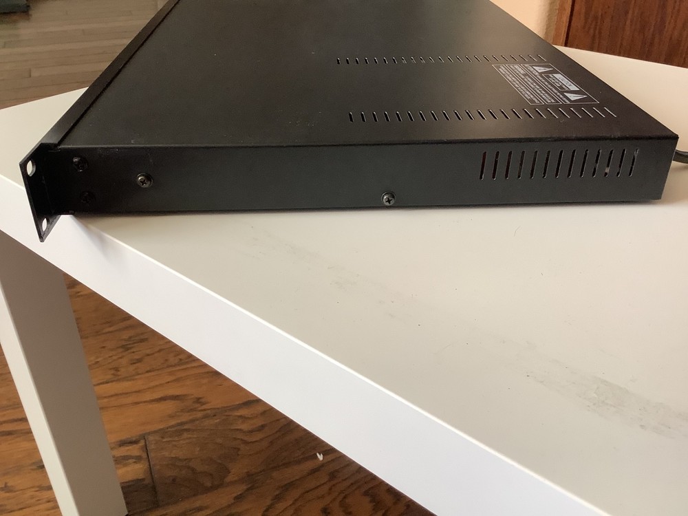 Roland U-110 PCM Sound Module Rackmount & Synthesizer
