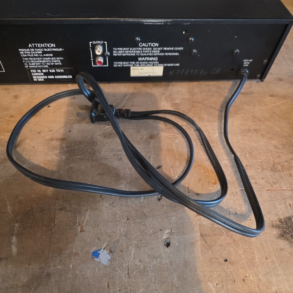 Carver Model TX-11 Asymmetrical Coupled FM Detector (No Remote) POWERS UP