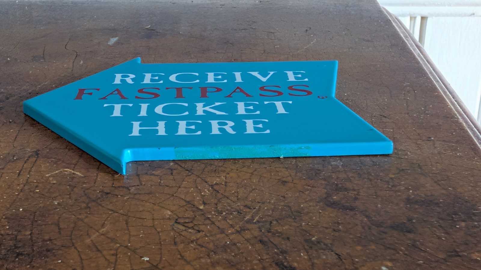 Rare Vintage Disneyland Park Used Splash Mountain Fast pass Sign + Signage