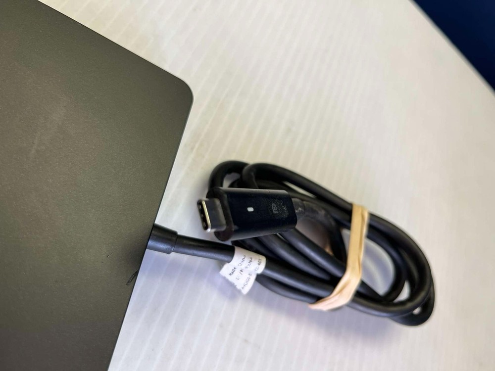 Dell Dock WD15 with 130W Adapter
