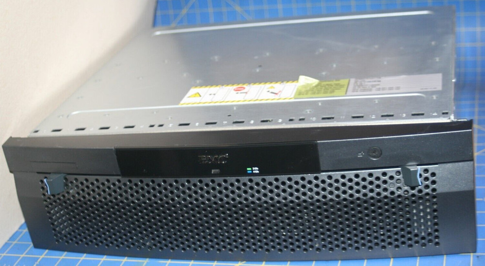 Emc2 model KTN-STL4 100-561-803 disk array , No Caddy, No Hard drives