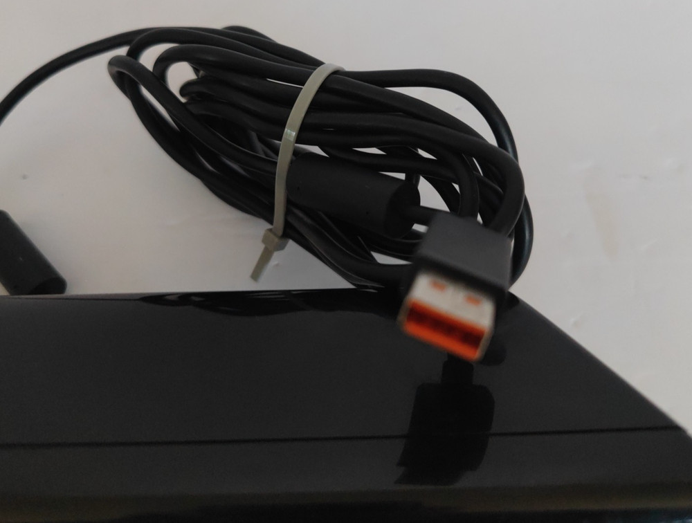 Microsoft Kinect Sensor Bar for Xbox 360 Genuine OEM Model 1414 GUC TESTED