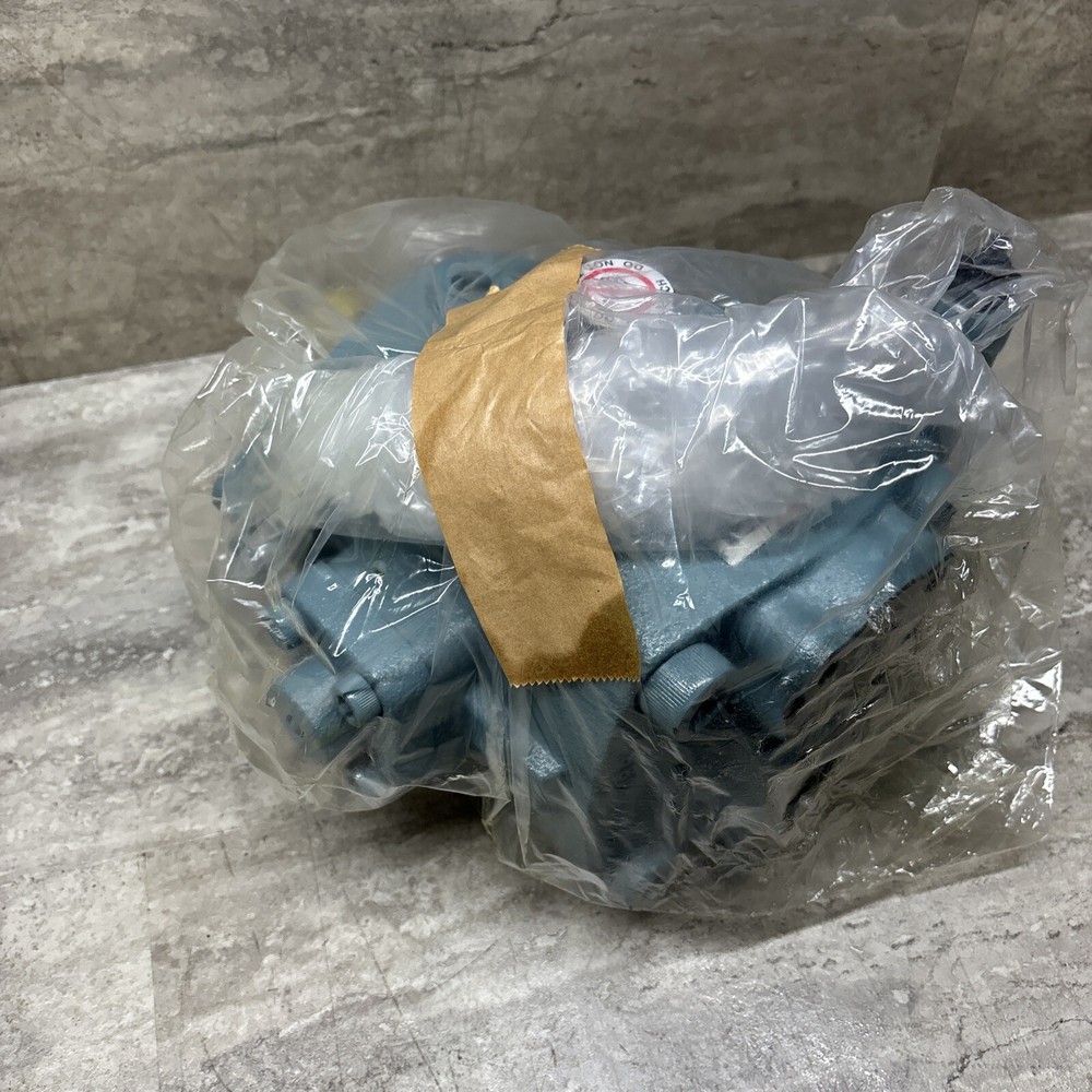 NACHI VDC-3B-1A5-E20 2260 High Pressure Variable Vane Pump Unit, New