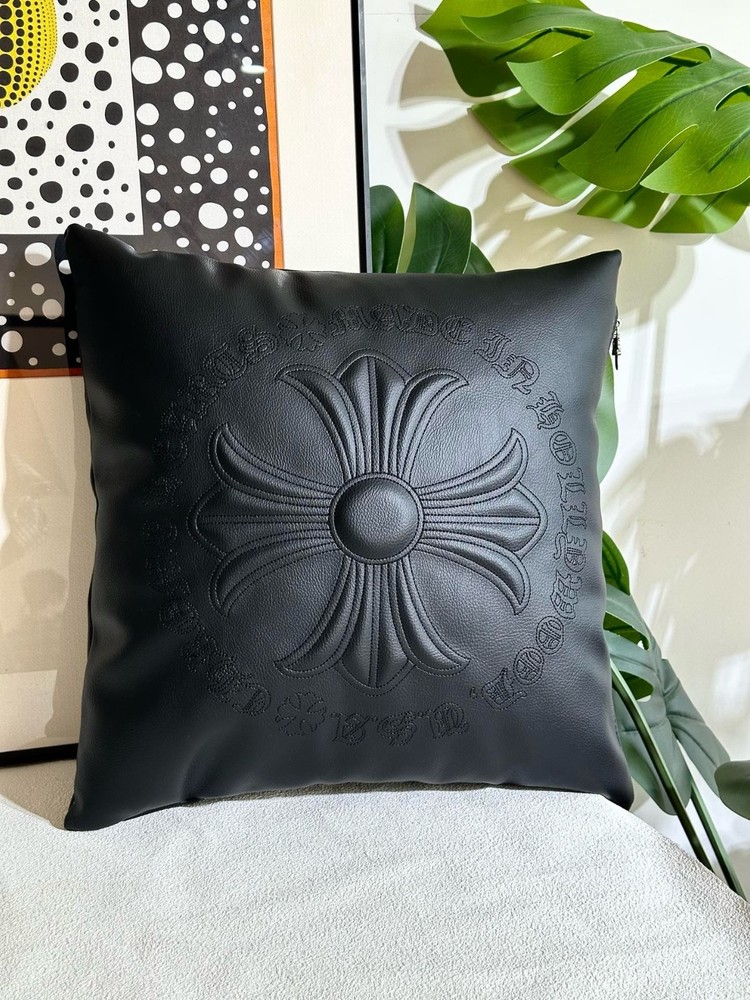 Pillow Chrome Hearts black