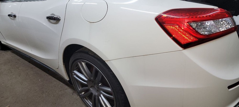 2016 Maserati Ghibli Cowl Vent Panel