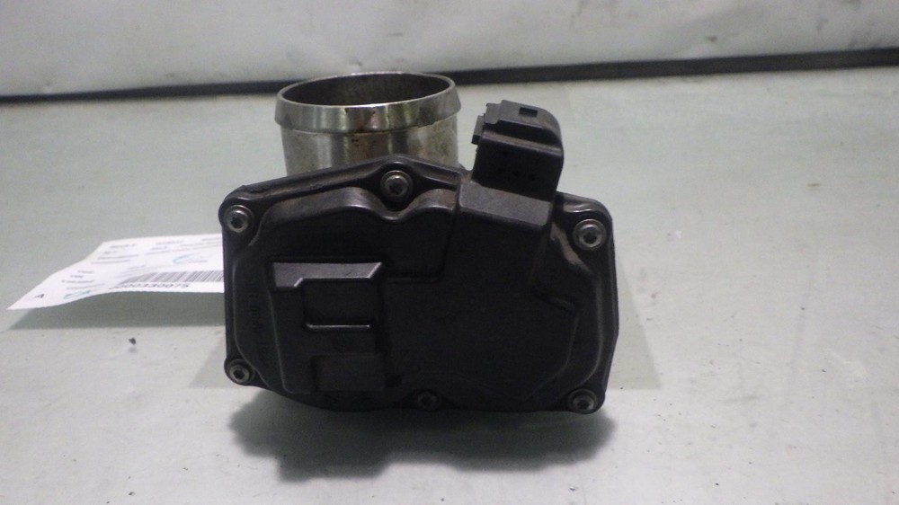 18 FORD ESCAPE Throttle Body