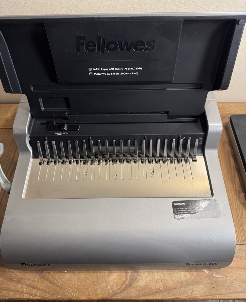 Fellowes Quasar E500 Electric Binding Machine - 52169