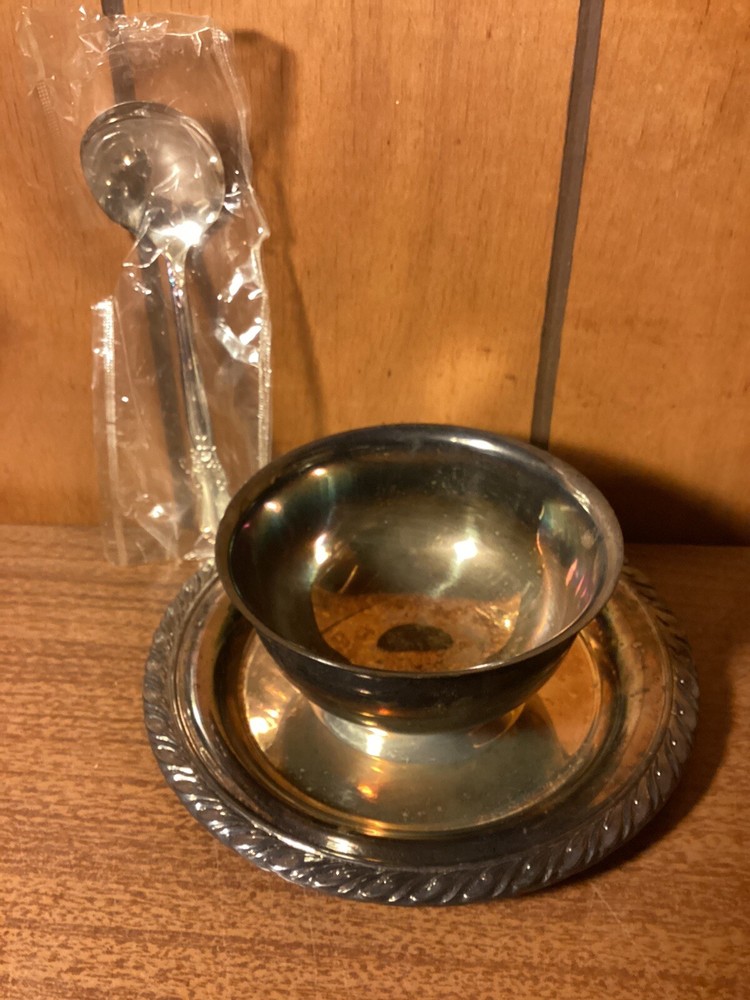 Vintage Silver Plate Sauce Bowl With Spoon