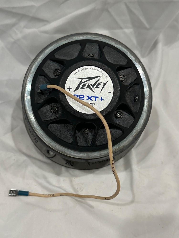 Peavey 22XT + Compression Driver 8 ohms, Speaker Mounting Bracket? C5101 220850