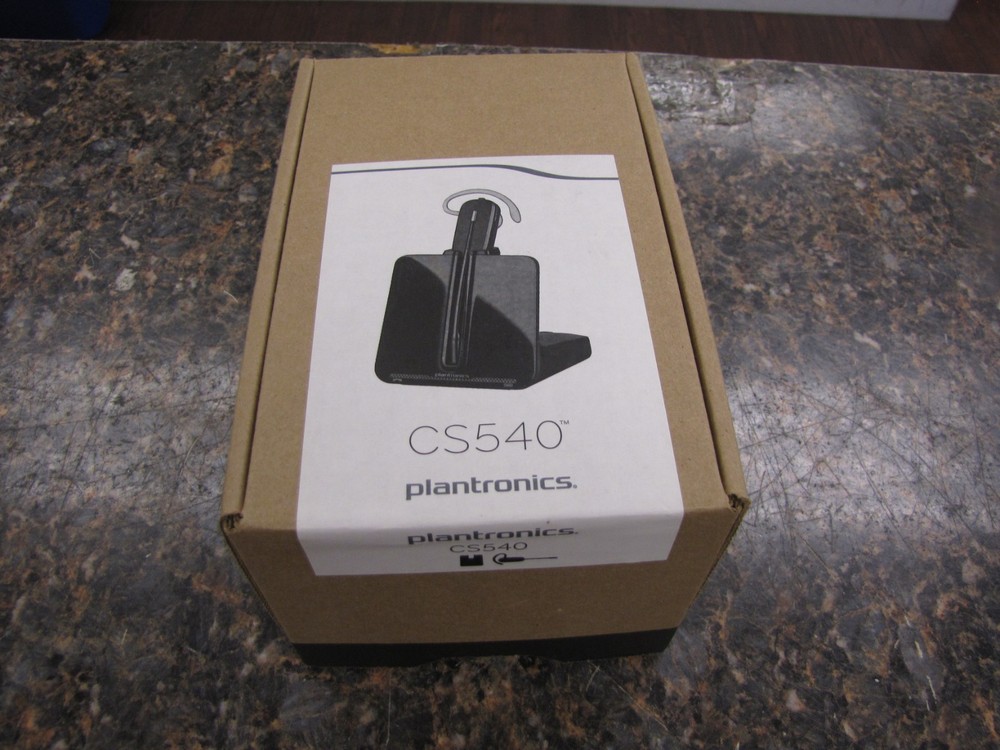 Plantronics CS540 Wireless Headset System - Black- Complete in Original Box NICE