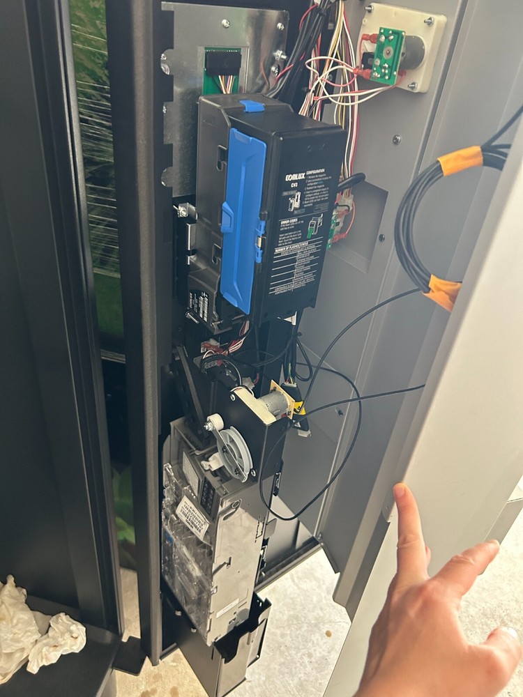 vending machines for sale with card reader