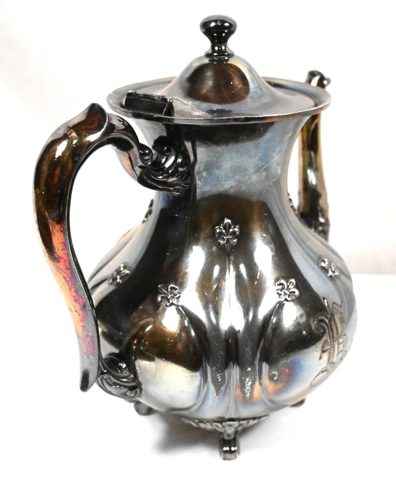 ANTIQUE QUEEN CITY SILVER 4-PC COFFEE TEA SERVICE SET Silverplate Fleur-de-lis