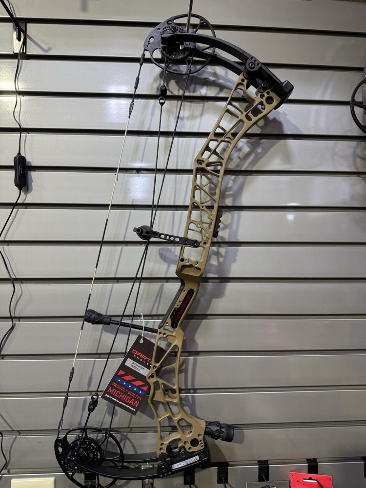 Darton Tritech 31 Right Hand 70 lbs Flat Dark Earth Riser w/Black Limbs