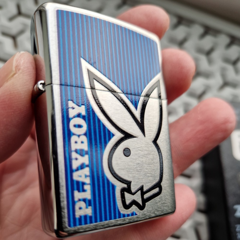 28261 Zippo Playboy Bunny Blue