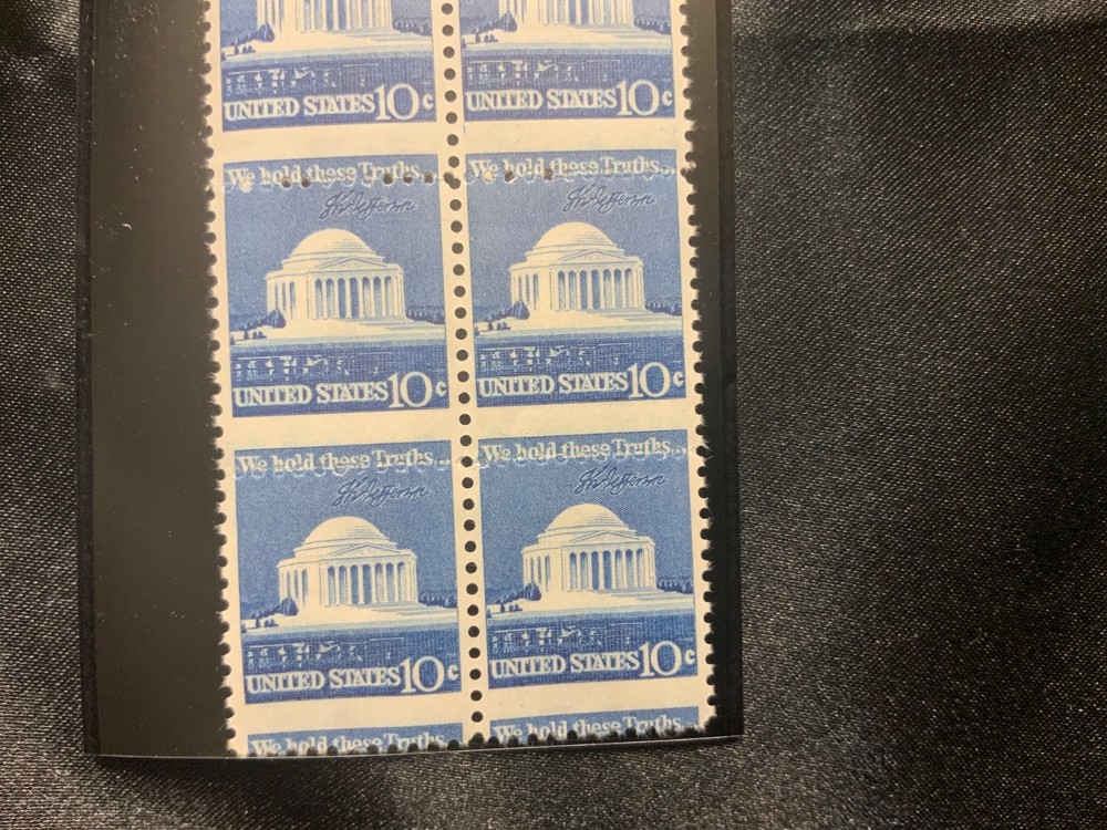 USPS perf. shift error stamp 1510 Jefferson Memorial 10 cent stamp