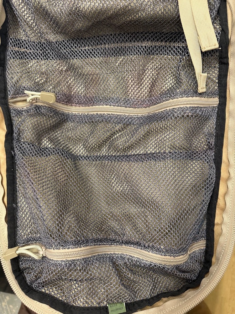 Camelback Maximum Gear BFM Hydration Backpack Desert Camo XL Tactical Military