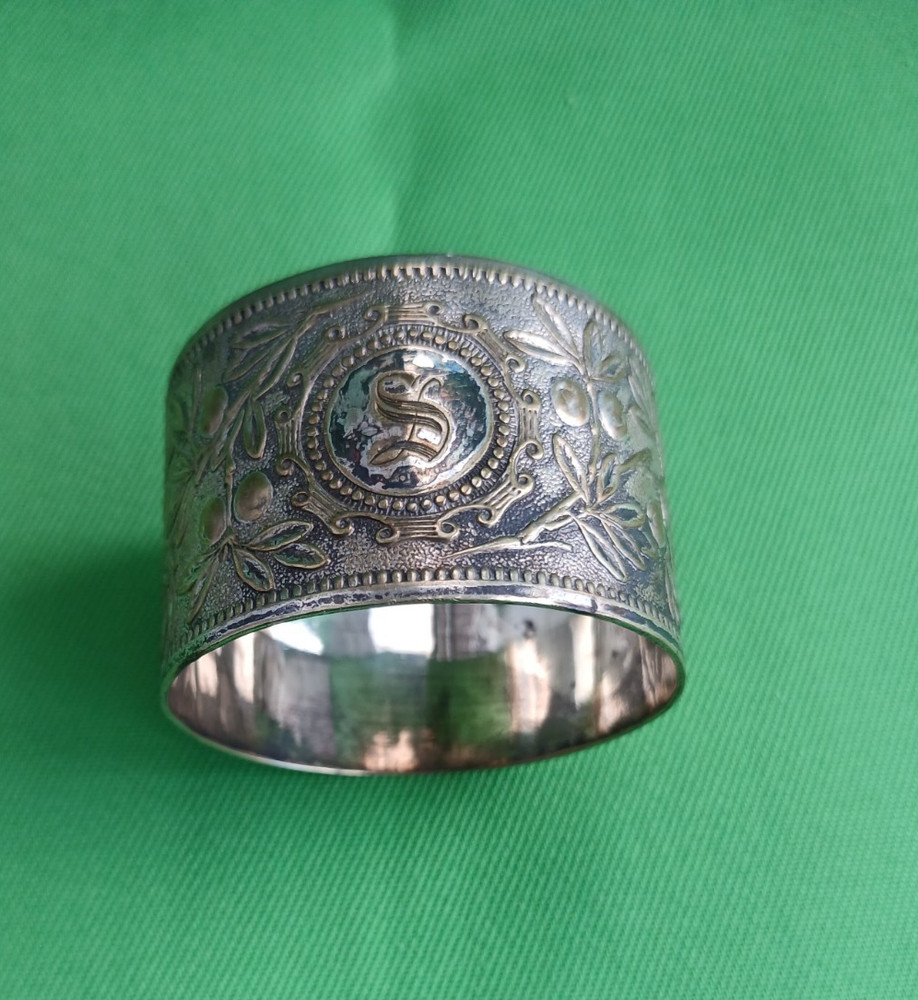 White metal/? silver plated napkin ring with "S" monogram