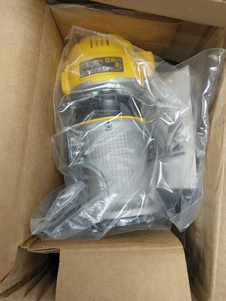 DEWALT DWP611 1.25 HP Max Torque Compact Router