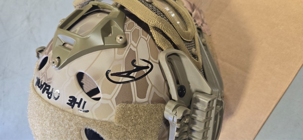 robert o'neill autograph