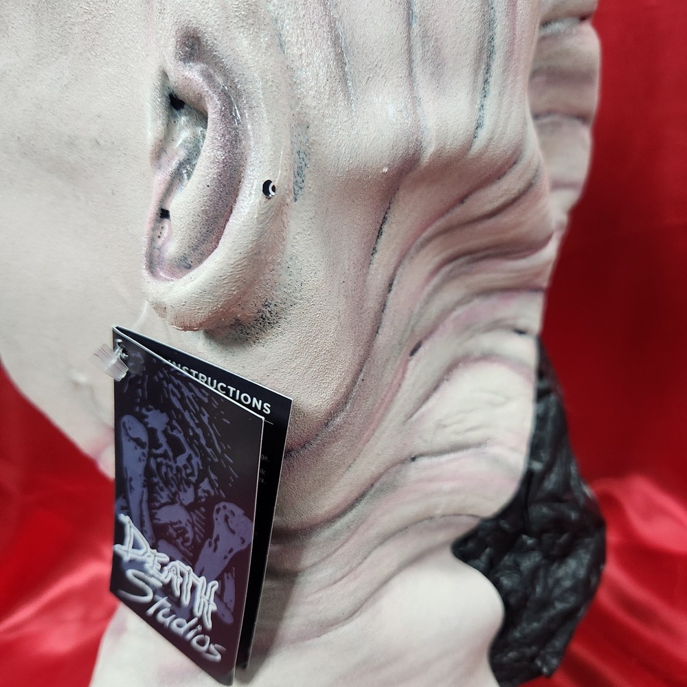 Death Studios Collection Upside Down - Trick or Treat Studios