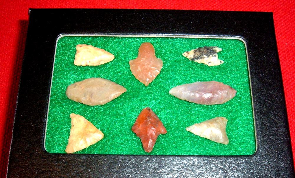 (8) Choice Miniature Assorted Neolithic Points W/CASE, Ancient African Artifacts