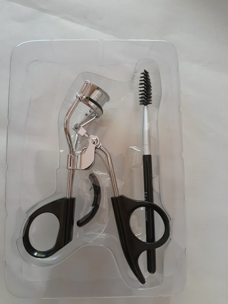 Shiseido Eyelash Curler