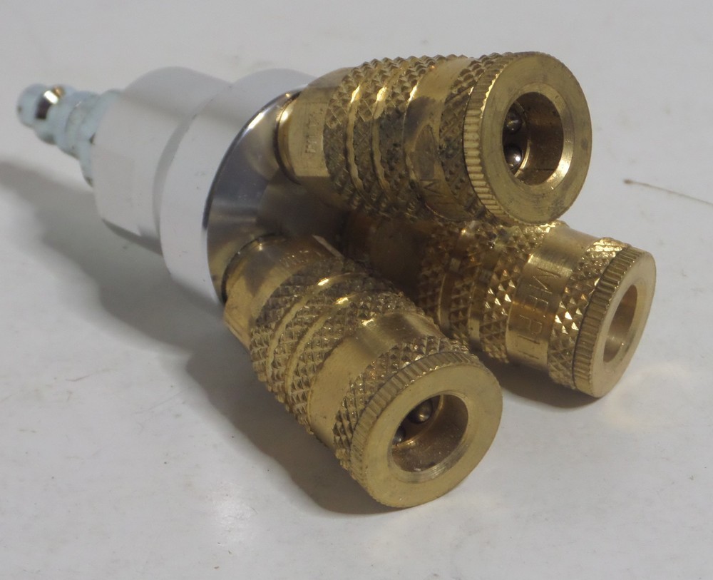 3 way air chuck splitter adapter  1/4"