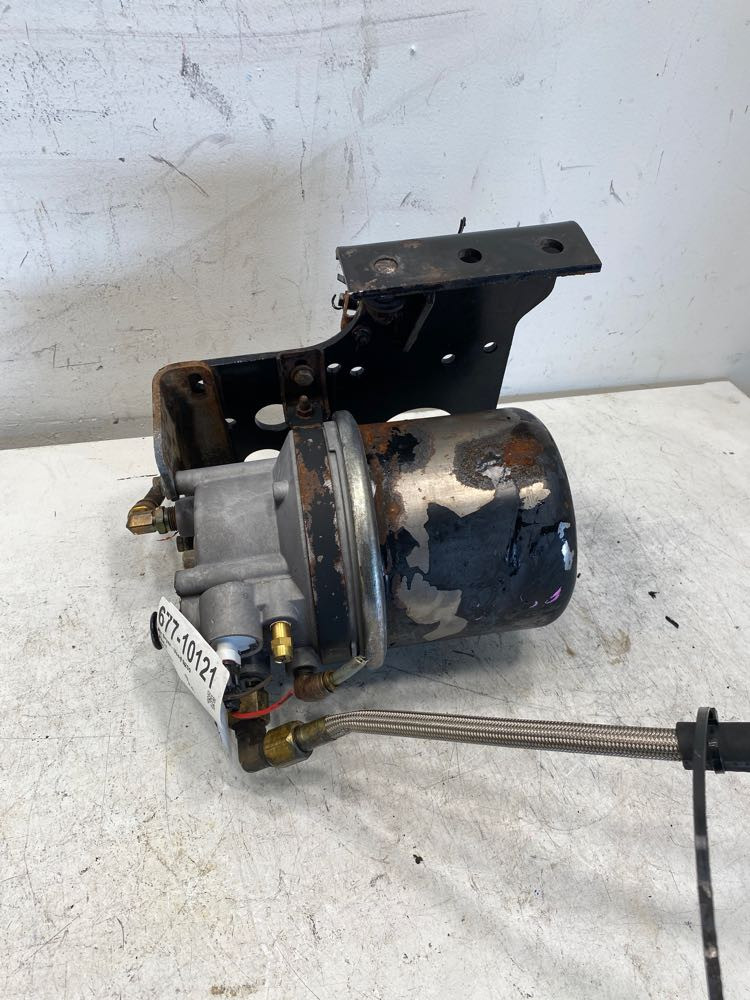 2007 Bendix Air Dryer (677-10121)