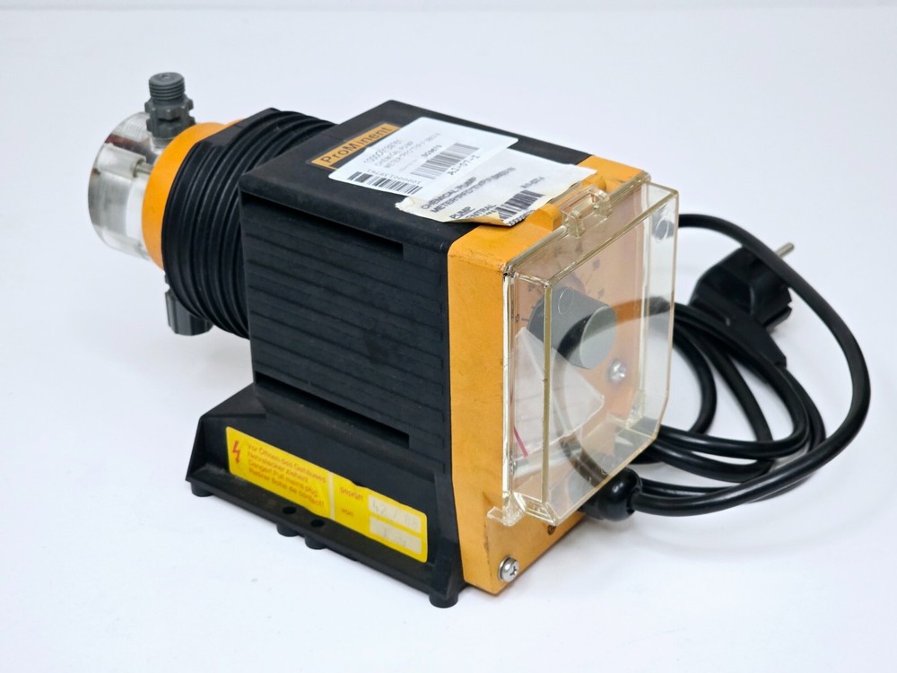 PROMINENT FLUID CONTROL F 0803 N METERING DOSING PUMP 2.77 LPH #2