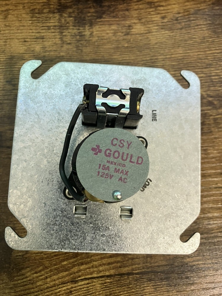 Gould Shawmut CSY Box Cover Unit 125V