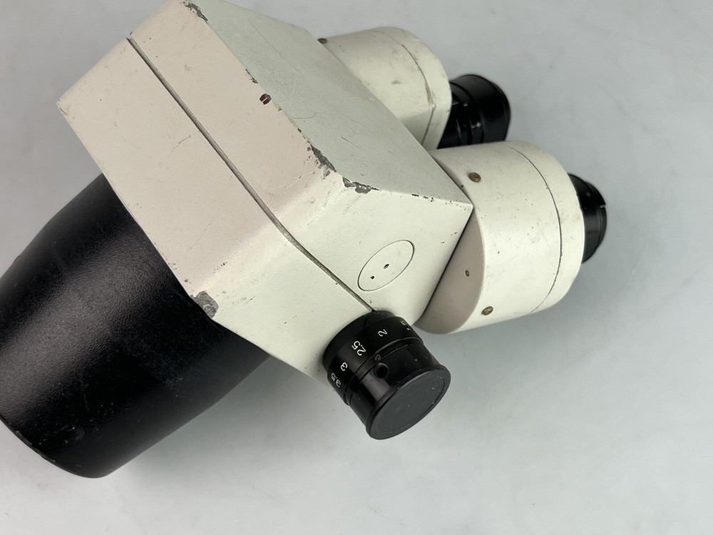 Omano Stereozoom Microscope