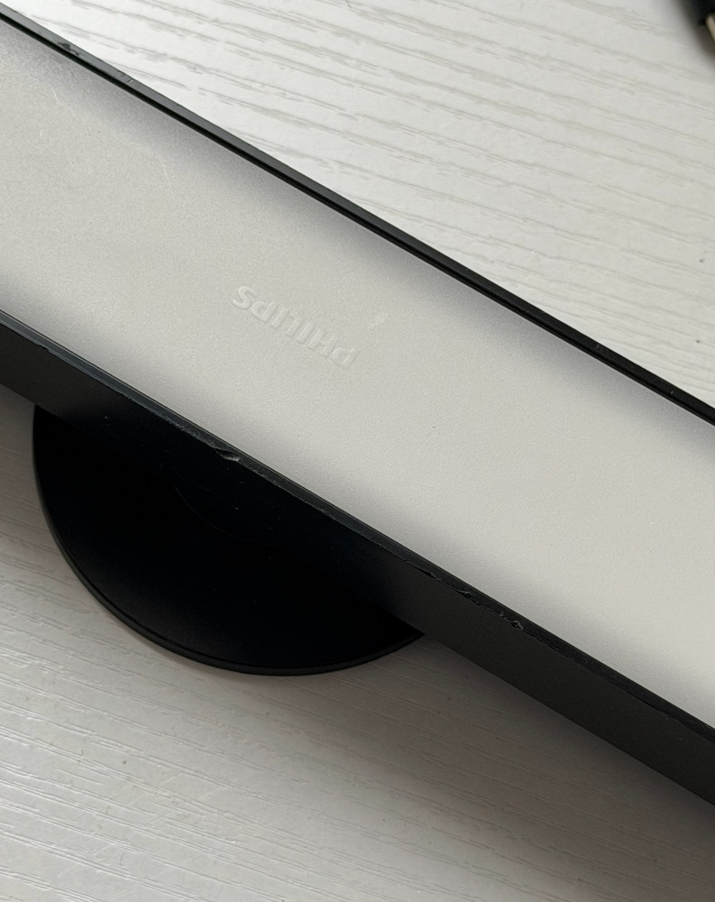 Philips Hue Play Smart Light Bar, Black