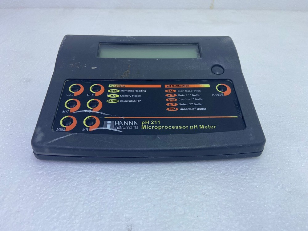 Hanna Instruments pH211 Microprocessor pH Meter, CH#47