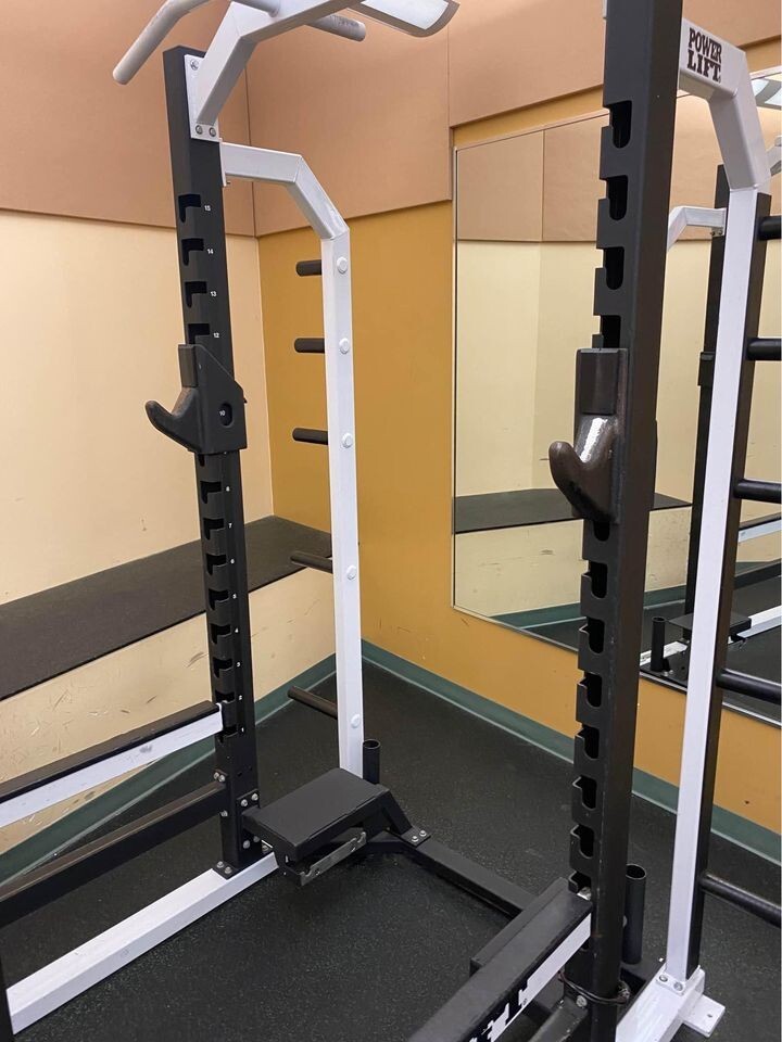 Power Lift Commercial Power Squat Rack