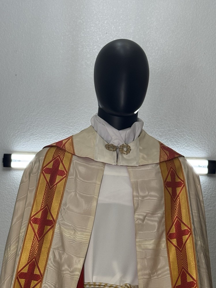 White Cope Vestment (Pre-owned)