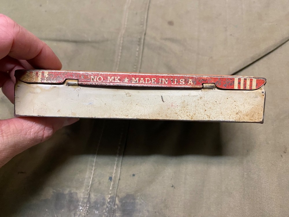 ORIGINAL WWII ERA US SENTINEL FIRST AID KIT CARRY TIN