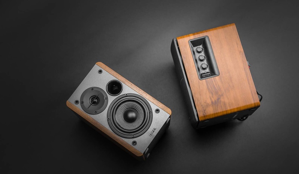 Edifier R1280DB Bluetooth Bookshelf Speakers For Phone Tablet TV PC Computers