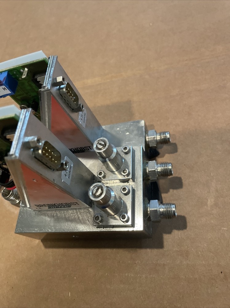 BRONKHORST MASS FLOW METER/CONTROLLER N2 50LN/MIN A15