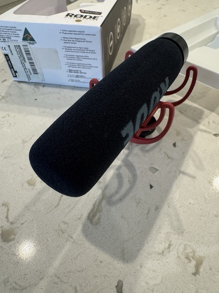 Rode VideoMic GO Handheld Wired 3.5mm Professional Microphone
